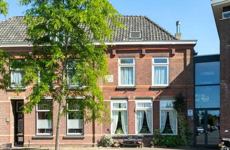 Herenhuis Raamsdonksveer 5 slaapkamers 247m2