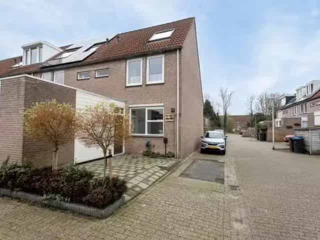 Ruime Eindwoning Purmer Noord 4 Slaapkamers Riante Tuin