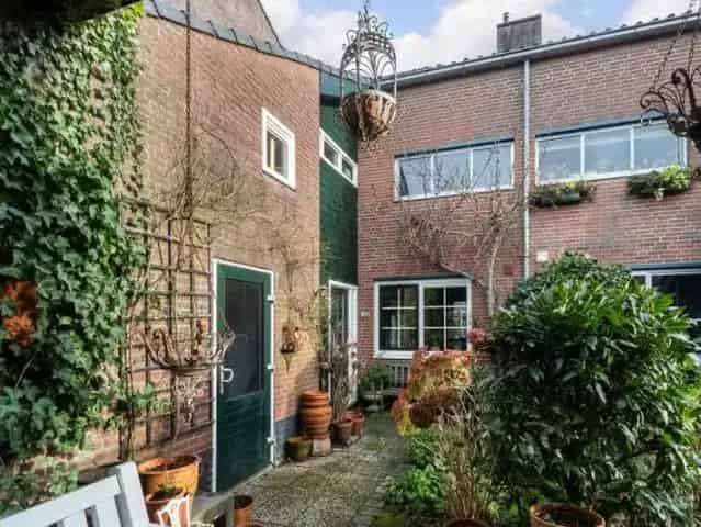 Ruime Eengezinswoning Hilversumse Meent