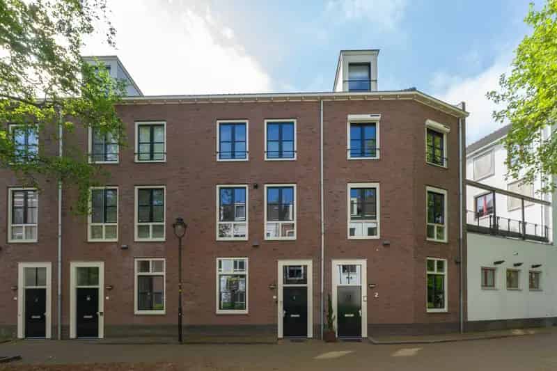 Herenhuis Bemmel 140m2 Topwoning Dakterras Parkeerplaats