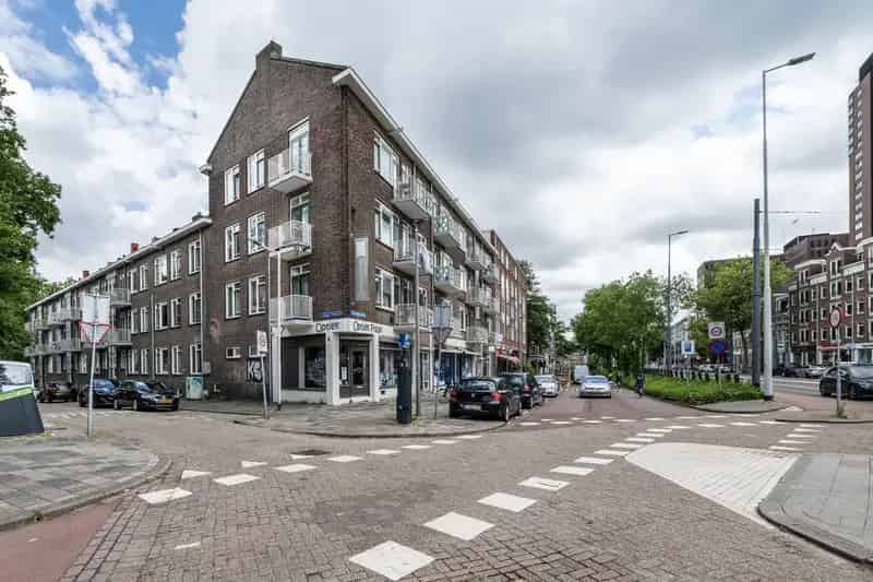 Appartement te koop Kralingen 2 kamers balkon berging