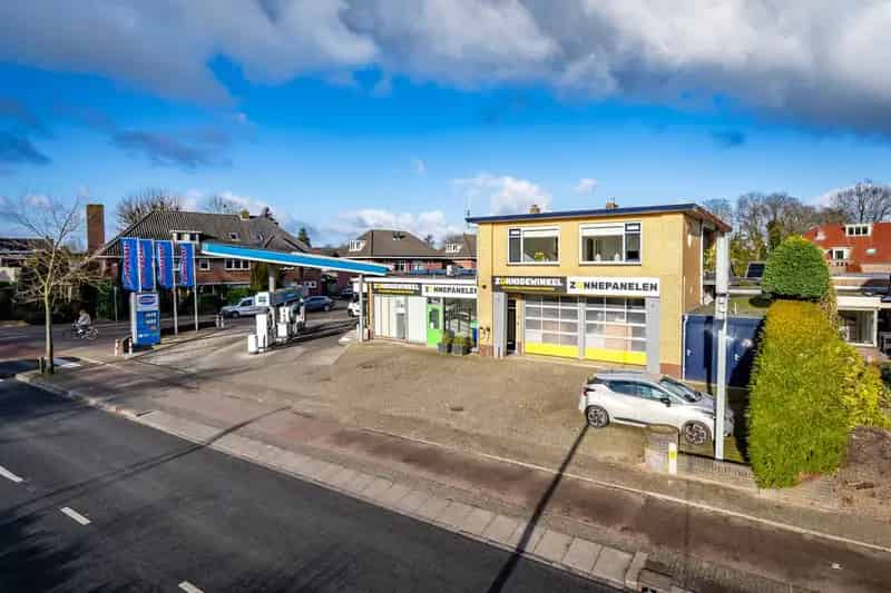 Bedrijfshal te Huur Huizen 382m²