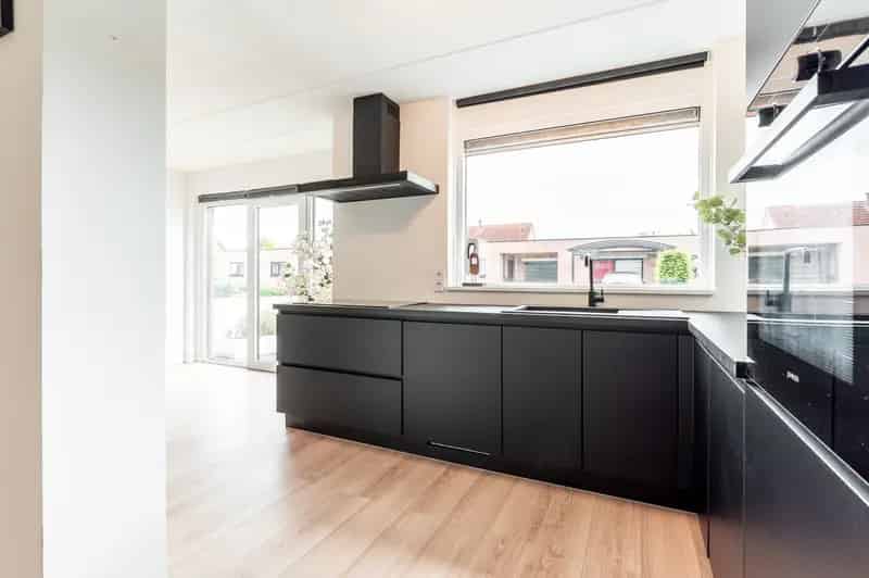 Ruime Tweekapper Lelystad Haven 4 slaapkamers Grote Tuin Nabij Oostvaardersplassen