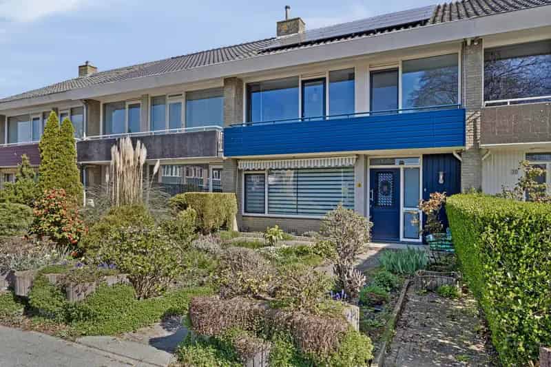 5 Slaapkamer Huis te Koop Hoogvliet  152m2  Zonnepanelen Vloerverwarming