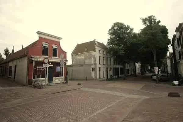 Bedrijfspand te Middelharnis: 225m2, Multifunctioneel