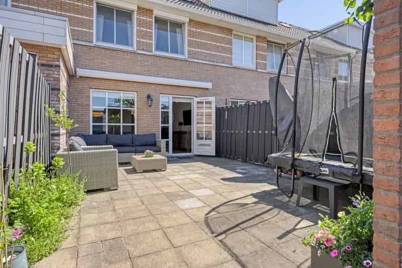 Ruime 4 Slaapkamer Eengezinswoning Bergschenhoek