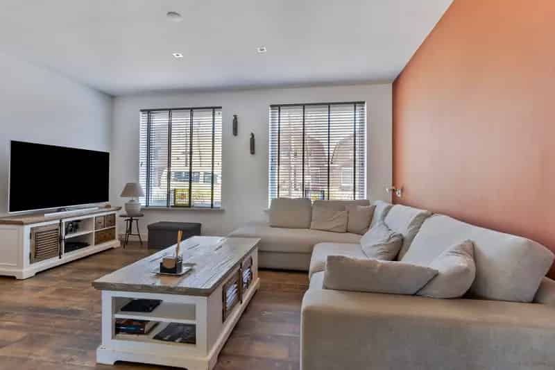 Huis te koop Rijsbergen: Instapklare woning met garage en tuin