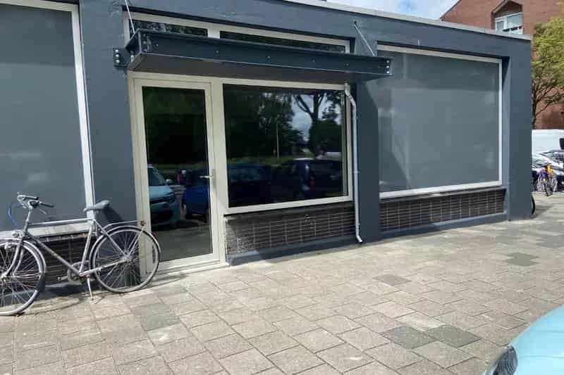 Winkel te Huur Delft Van Foreestweg 200m²