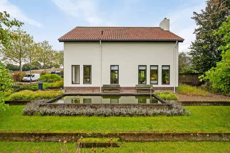 Bedrijfshal Gemert Wonen en Werken Vrijstaande woning Zwembad Garage