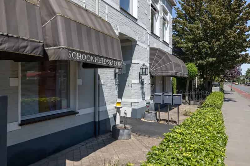 Beleggingspand Deventer Brinkgreverweg: Winkel & 2 Appartementen