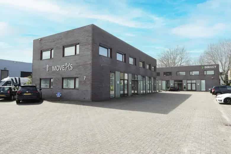 137 m2 Kantoorruimte te Huur Almere Muziekwijk