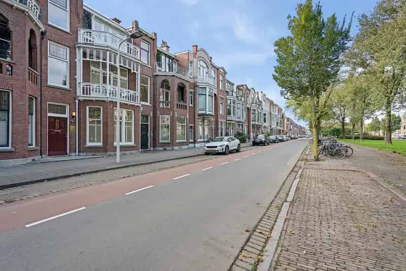 Herenhuis Den Haag 212m2 4 slaapkamers tuin dakterras