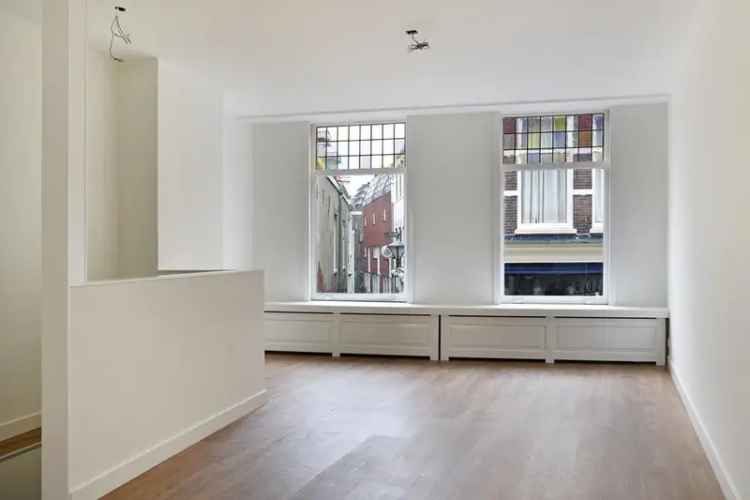 Huis te koop Haarlem Centrum: Bovenwoning 66m² + Winkel 40m²