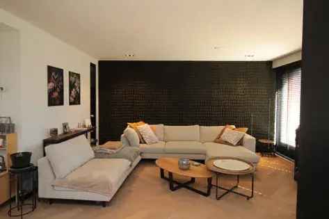 4 Kamer Huis 150m² Zoutkamp Gemeubileerd