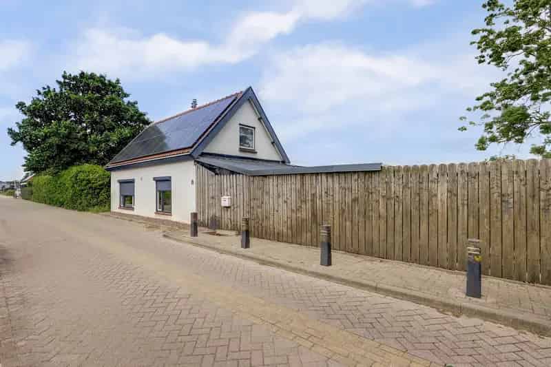 Huis Te Koop , 52, Schenkeldijk, 's-Gravendeel, Zuid-Holland