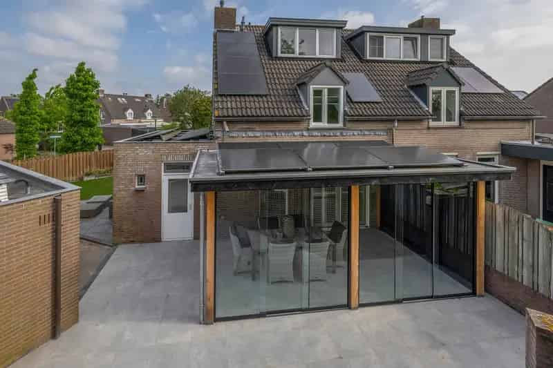 Moderne Tweekapper Liempde 3 slaapkamers Luxe Keuken Tuin