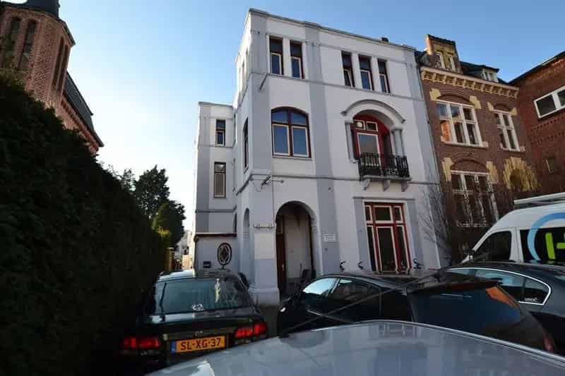 Ruim appartement Heerlen Centrum 2 slaapkamers tuin
