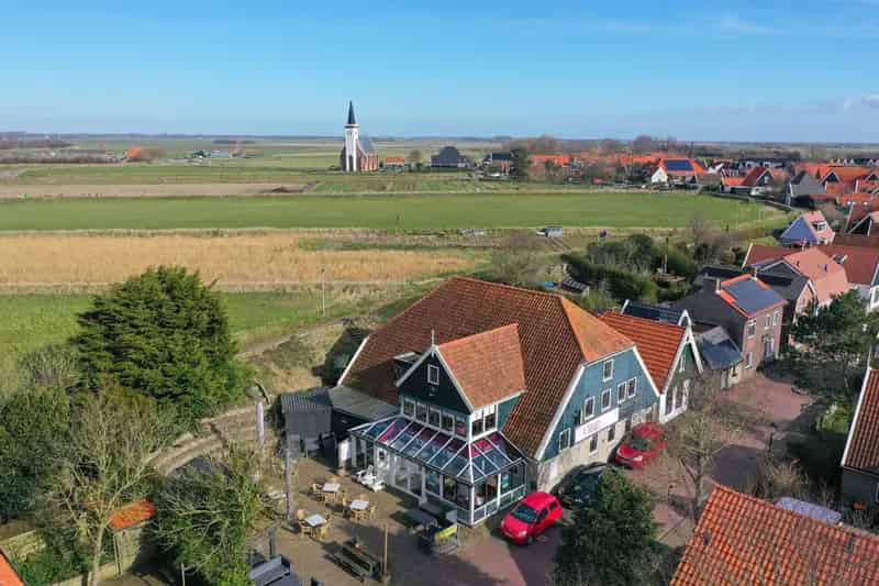 Restaurant Theater De Toegift Texel: Horecapand met Appartement