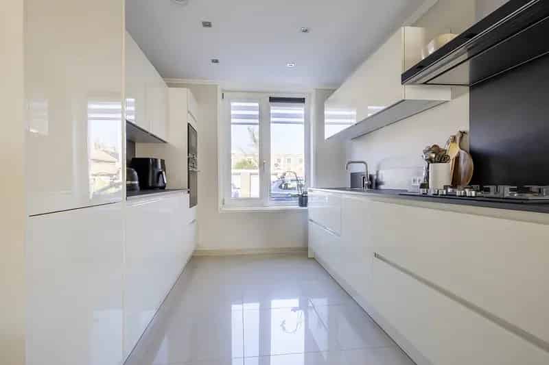 Huis te koop Zaandam Bloemstraat: moderne 4 slaapkamer woning