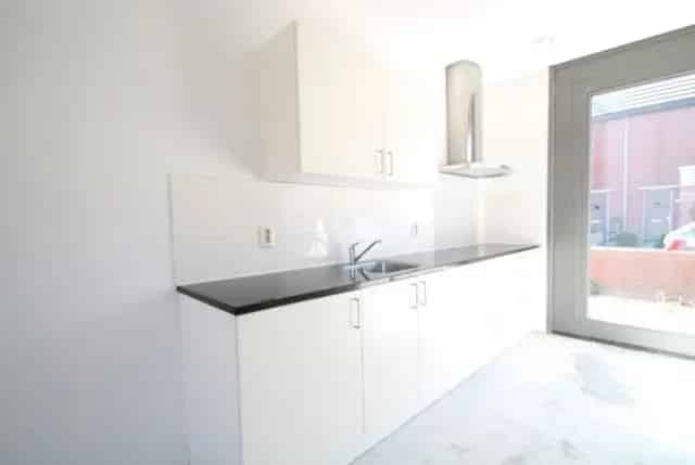 Hoekwoning Arnhem Schuytgraaf 4 Kamers 94m2 te Huur