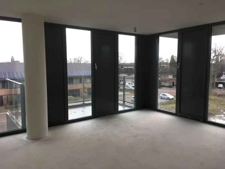 3 Kamer Appartement Strijp S Eindhoven Parkeerplaats