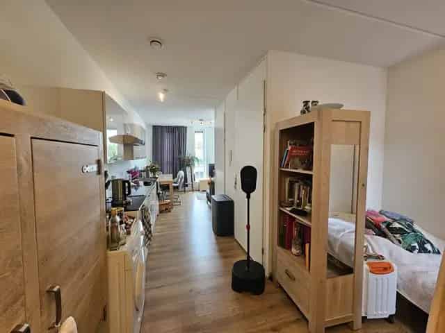Studio Groningen Oud Zuid 32m2 te huur per 1 augustus 2024