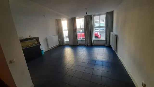 3 Kamer Appartement Raamsdonksveer 89m2 1960