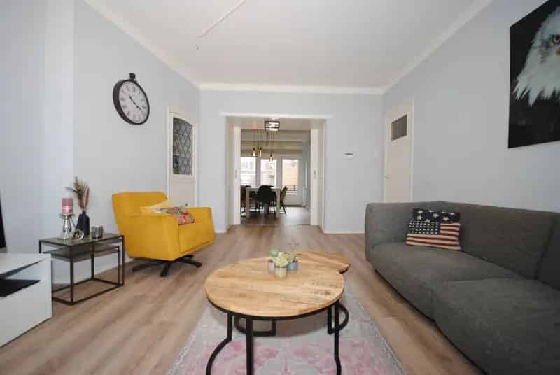 Portiekwoning Den Haag 83m2 2 slaapkamers Bomenbuurt