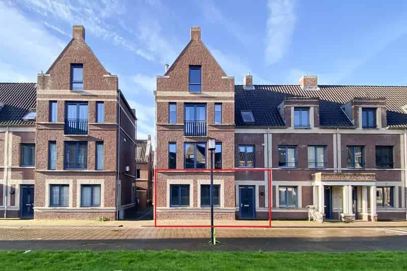 Appartement te koop Geertruidenberg: Modern 2-kamer appartement met patiotuin