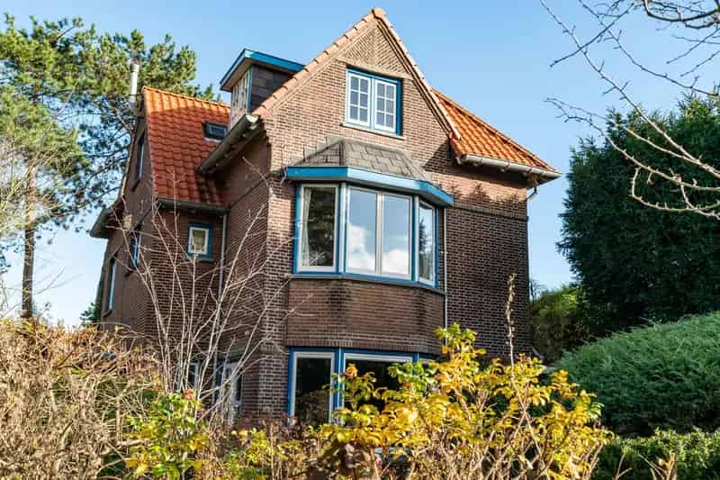 Huis te koop Den Haag: unieke villa met 4 slaapkamers en energielabel A