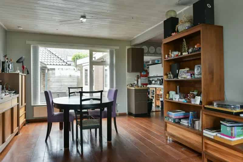 Tweekapper Wilnis 3 slaapkamers tuin garage
