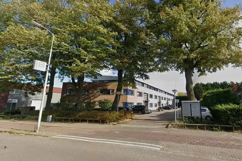 45m2 Kantoorruimte te Huur Zoetermeer Rokkeveenseweg