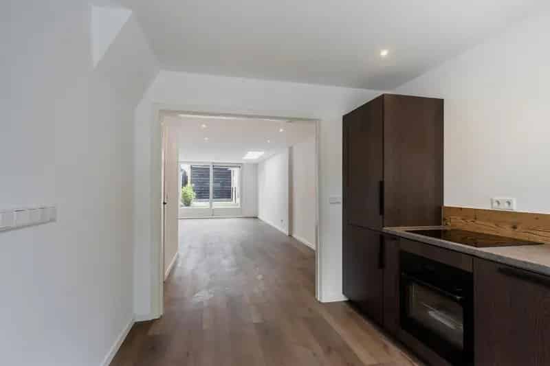 Huis Te Koop , 18, Brugstraat, Sint-Annaland, Zeeland