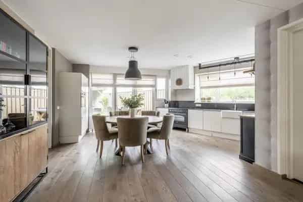 Levensloopbestendige Hoekwoning 4 slaapkamers 2 badkamers Garage Energielabel A