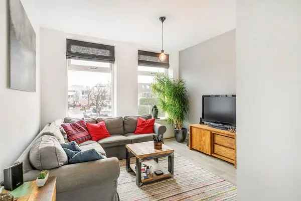Bovenwoning Leiden Groenoord Balkon 1 2e Verdieping