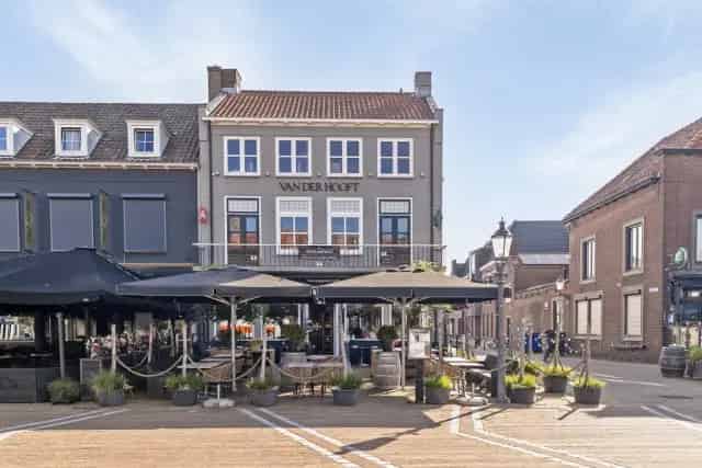 Caf
Restaurant Van der Hooft te Zevenbergen te Koop