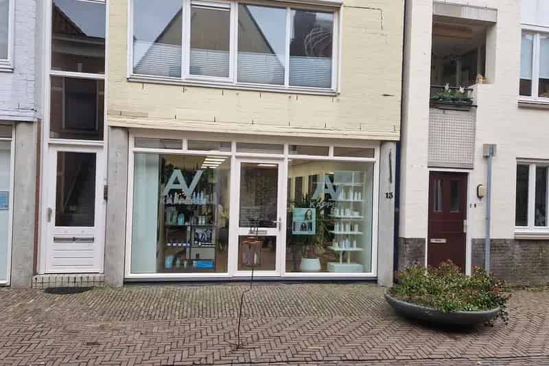 Winkel te Koop Deventer Centrum 64m2 Gasloos