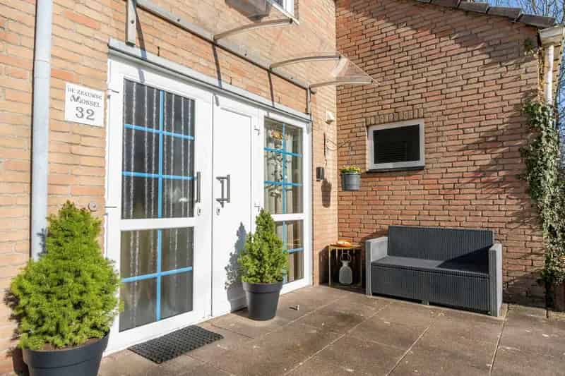 Recreatiewoning te koop Bruinisse 3 slaapkamers tuin nabij Grevelingenmeer