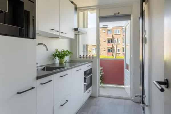 2 Slaapkamers Appartement Heerlijk Licht Modern gerenoveerd