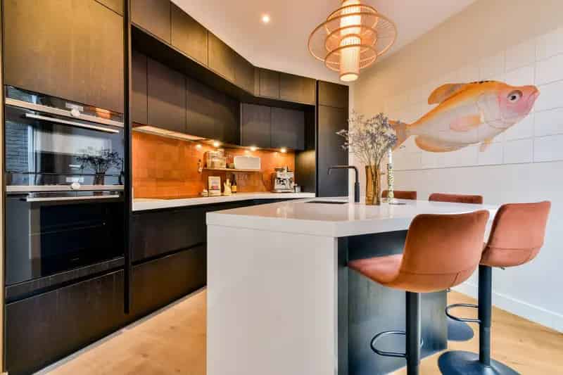 Huis te koop Rembrandtstraat Zaandam: Jaren 30 woning met multifunctionele ruimte