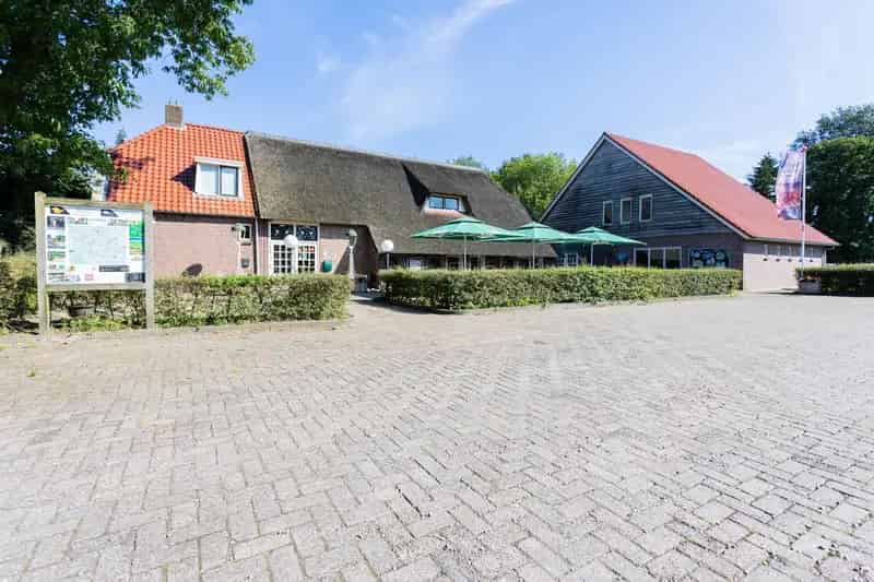 Horecaruimte te Huur Pesse: Restaurant met Amerikaanse Stijl
