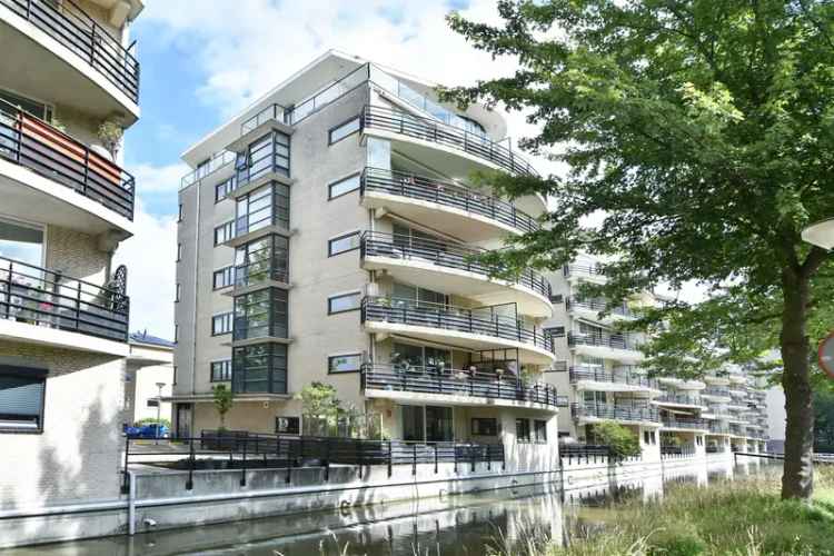Appartement te koop Delft Hoornse Hof 110m² 3 kamers balkon parkeerplaats