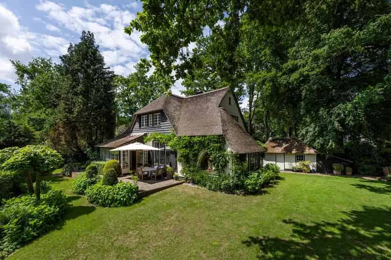 Vrijstaande Villa Blaricum - Rietgedekte Charme - Ruime Tuin