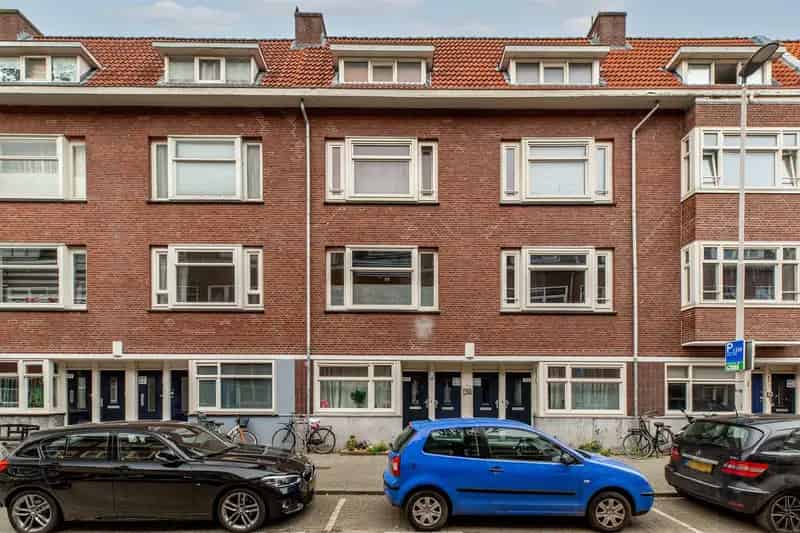 Rotterdam Bovenwoning 2 slaapkamers 2 badkamers Zuidplein