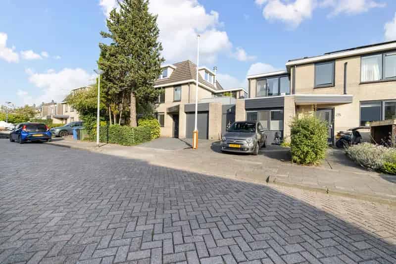 Huis te koop Rotterdam Kralingen: Ruim herenhuis met garage en tuin