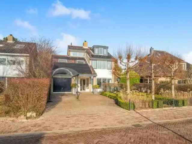 Vrijstaande Villa Bakkum 5 Slaapkamers 1184m2 Perceel