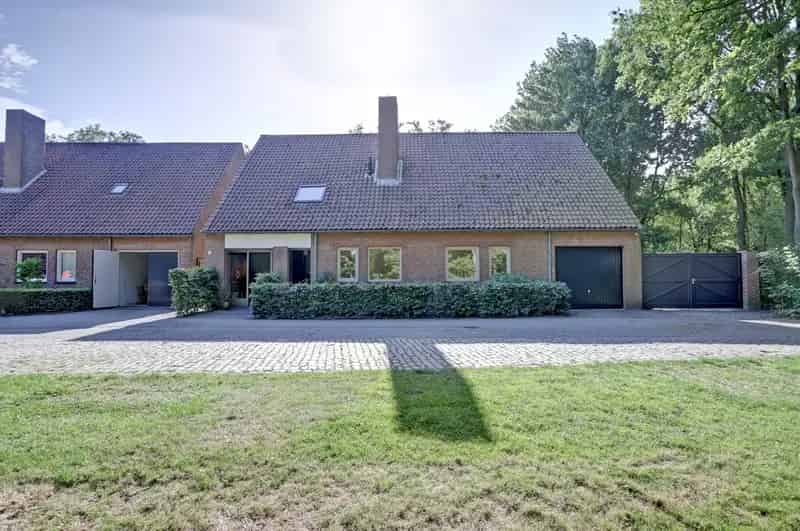 Vrijstaande woning Hapert 227m² 4 slaapkamers 2 badkamers