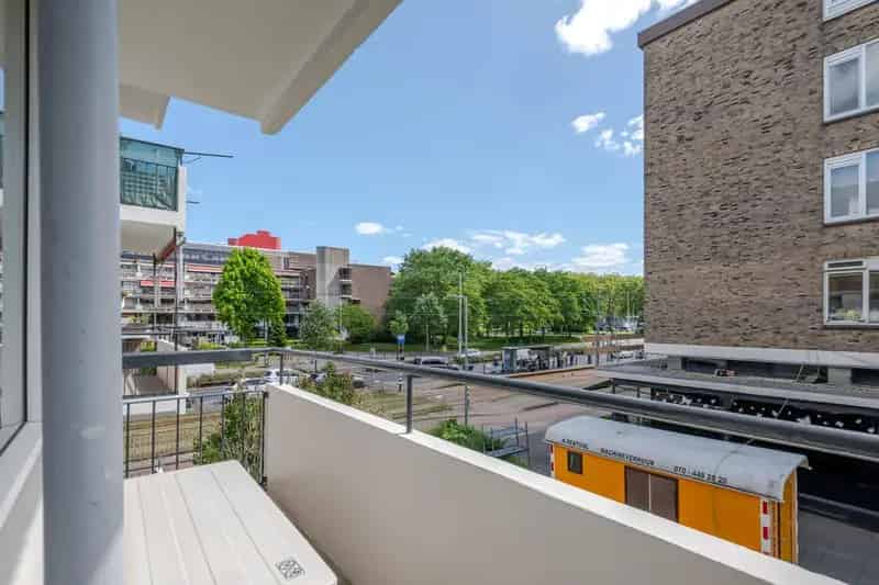 2 Kamer Appartement Lombardijen Ruime Woonkamer 2 Balkons Berging