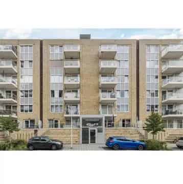 Modern 3 Kamer Hoekappartement Zaandam Balkon Parkeerplek