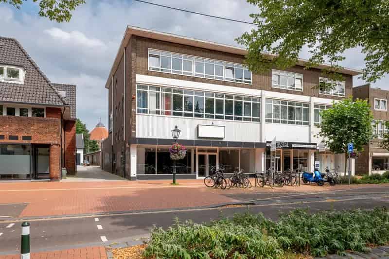 Winkelpand te huur Bussum Vlietlaan 490m2